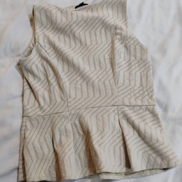 Worthington Cream Chevron Peplum Blouse - Picture 4 of 6